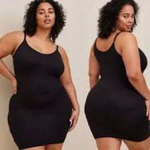 Torrid Curves Black Seamless Slip Dress Adjustable Straps Size 2